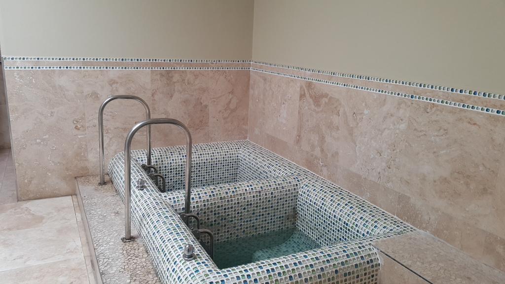 Private Kaliva 605, Club Mykonos Resort Langebaan Bagian luar foto